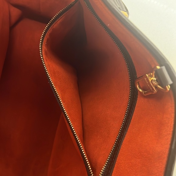 Authentic Louis Vuitton Ebene Manosque GM Damier Tote Bag - Picture 16 of 16